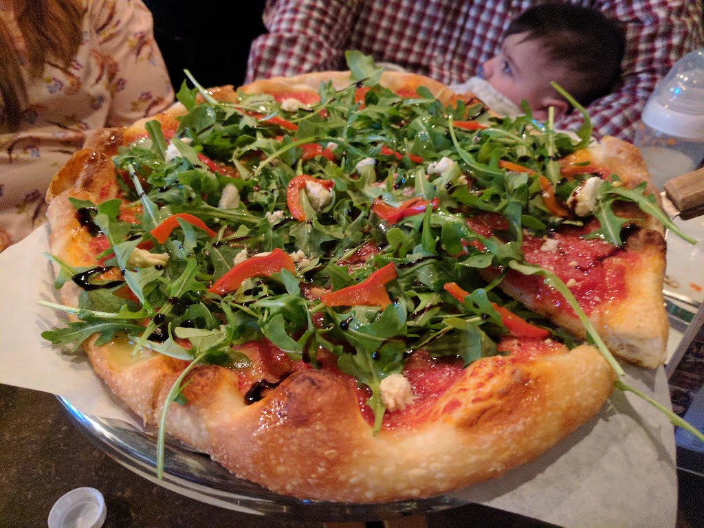 Pizza Cugini | 275 Av Elm, Beaconsfield, QC H9W 2C8, Canada | Phone: (514) 693-3662