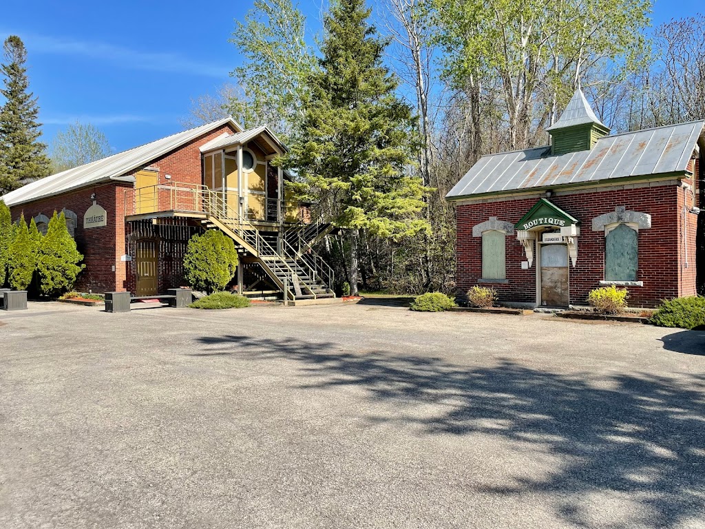 Camping Pointes-Des-Cascades | 2 Chem. du Canal, Pointe-des-Cascades, QC J0P 1M0, Canada | Phone: (438) 355-6856