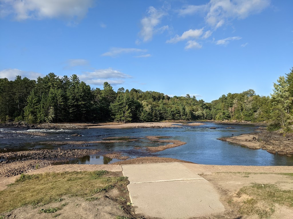 Petawawa Centennial Park | 18 Park Dr, Petawawa, ON K8H 2E1, Canada | Phone: (613) 687-5743