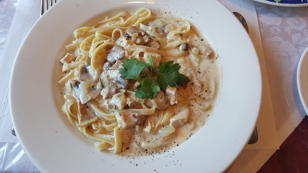 Acqua Marina Italian Restaurant | 13578 Fort Rd NW, Edmonton, AB T5A 1C5, Canada | Phone: (780) 457-8855