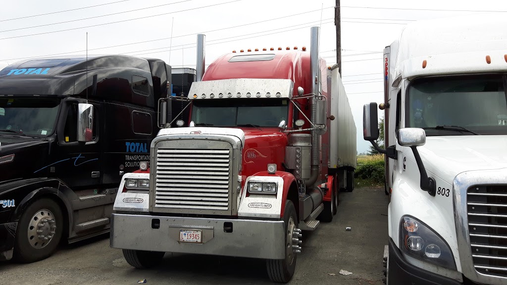 Dollar Tree | 301-7592 Vedder Rd, Chilliwack, BC V2R 5V9, Canada | Phone: (604) 824-2878