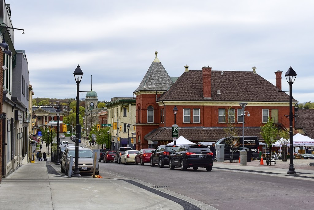Clare & Jeanette Dove - Re/Max Real Estate Centre Inc., Brokerag | 766 Hespeler Rd, Cambridge, ON N3H 5L8, Canada | Phone: (519) 841-3508