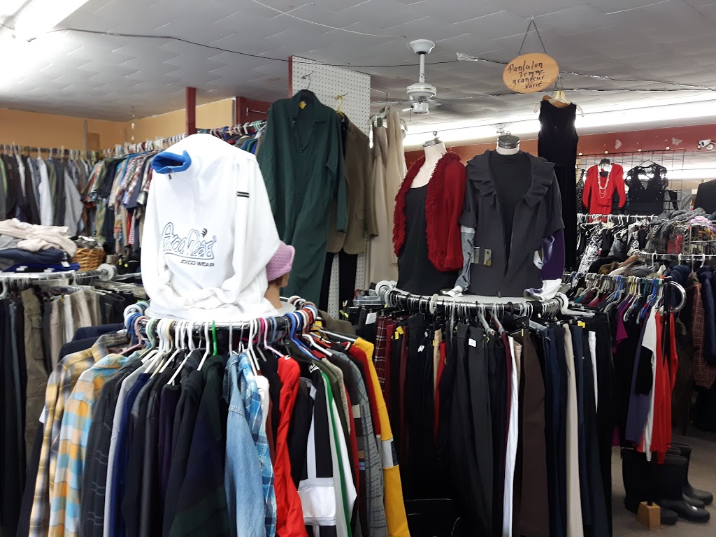 Friperie boomrang loulou | 10745 Boulevard de lOrmière, Québec, QC G2B 3L5, Canada | Phone: (418) 842-0211