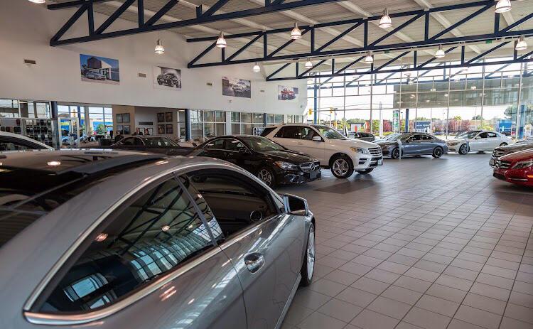 Canadas Garage Auto Centre Parts & Service | 5 Tomahawk Dr, Grimsby, ON L3M 5G6, Canada | Phone: (289) 205-9020