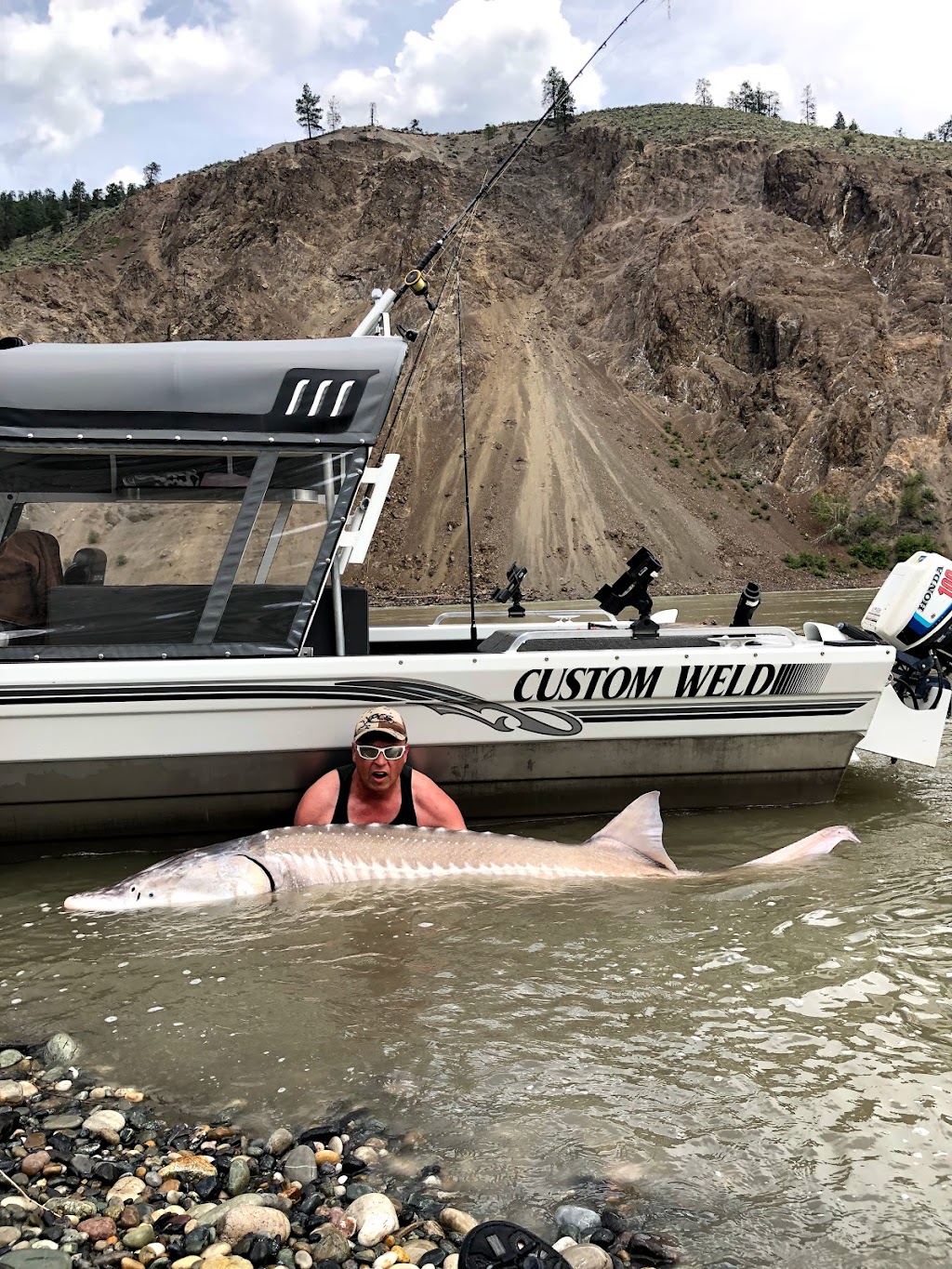 Lillooet Sturgeon Lodge B&B | 368 Park Dr, Lillooet, BC V1K 1V0, Canada | Phone: (250) 308-9199