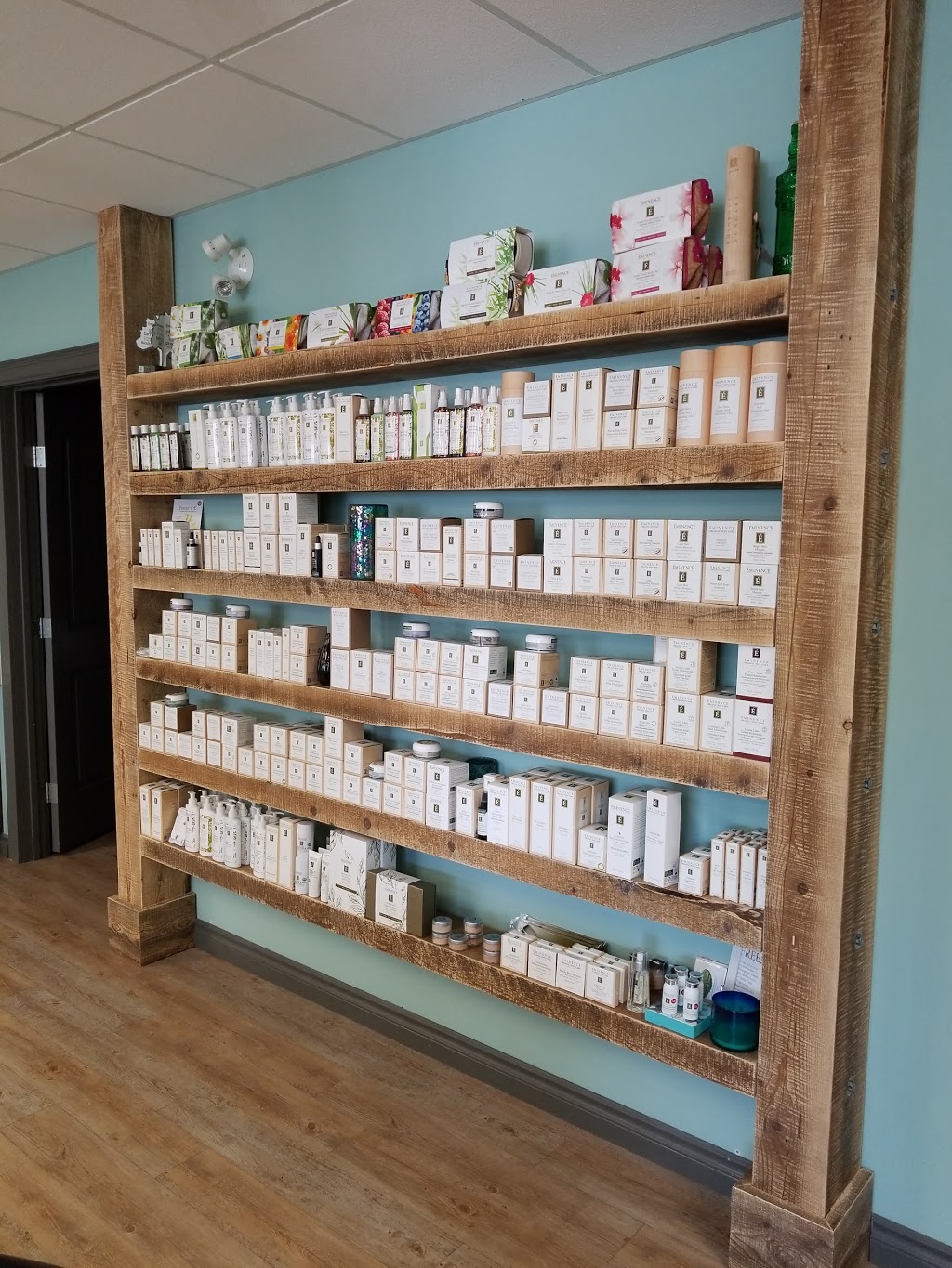 DONE - hair, skin and nails | 290 Main St b, Niverville, MB R0A 1E0, Canada | Phone: (204) 388-5055