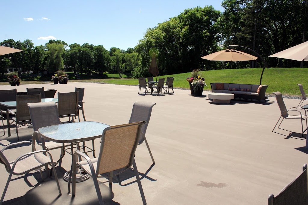 Glendale Golf & Country Club | 400 Augier Ave, Winnipeg, MB R3K 1S4, Canada | Phone: (204) 832-1306