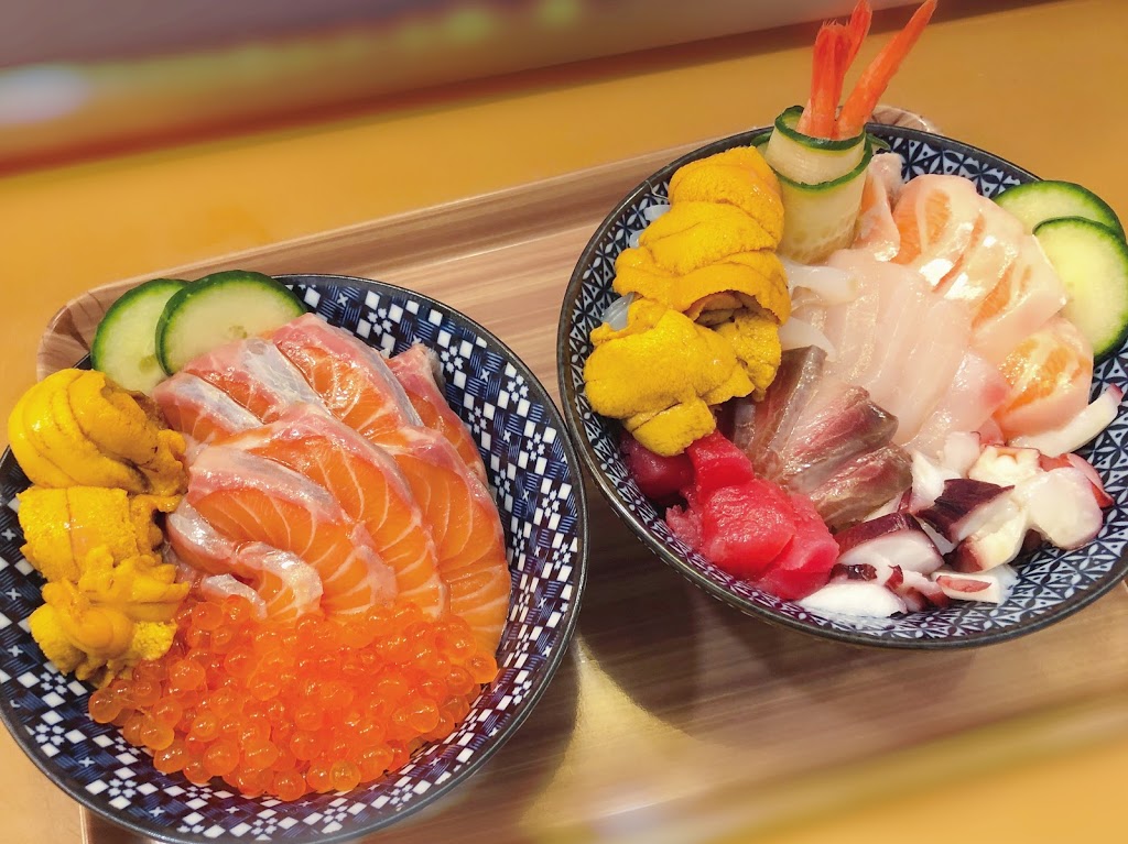 Oo-Kinza Fish House | 395 Bamburgh Cir D104, Scarborough, ON M1W 3Y1, Canada | Phone: (416) 493-3888