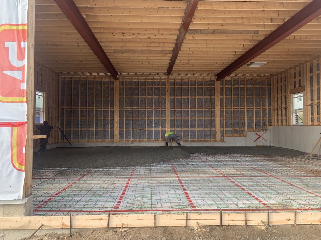 Hammerside Construction | 5604 Normanby Minto Townline, Clifford, ON N0G 1M0, Canada | Phone: (226) 752-8427