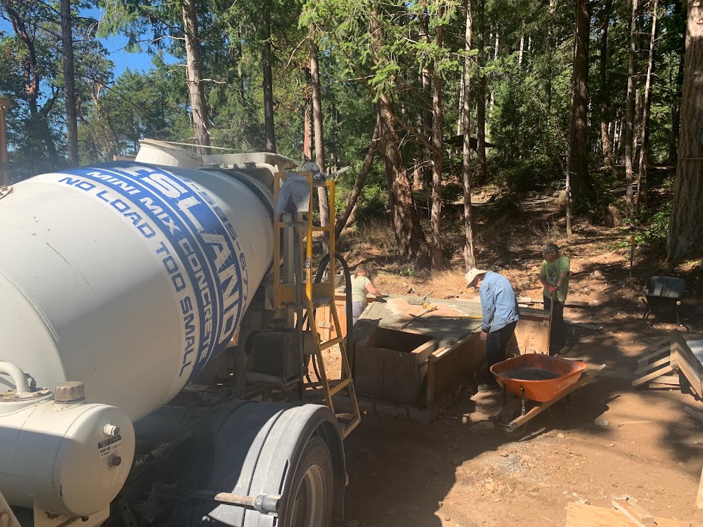 Island Mini Mix Concrete | Pauls Pl, Nanaimo, BC V9K 2S3, Canada | Phone: (778) 585-6778