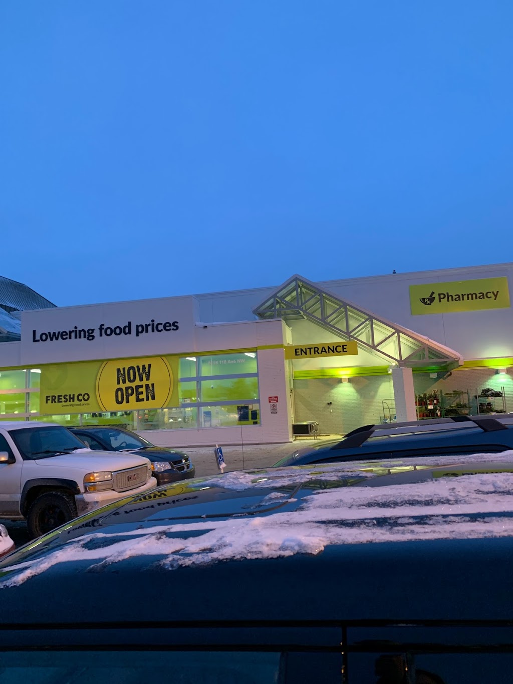 FreshCo Coliseum | 8118 118 Ave NW, Edmonton, AB T5B 0S1, Canada | Phone: (780) 477-6459