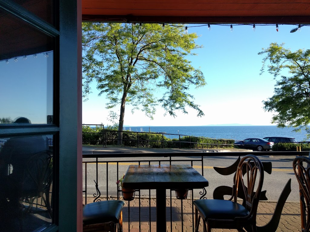 Little India Restaurant | 15081 Marine Dr, White Rock, BC V4B 1C5, Canada | Phone: (604) 542-2038