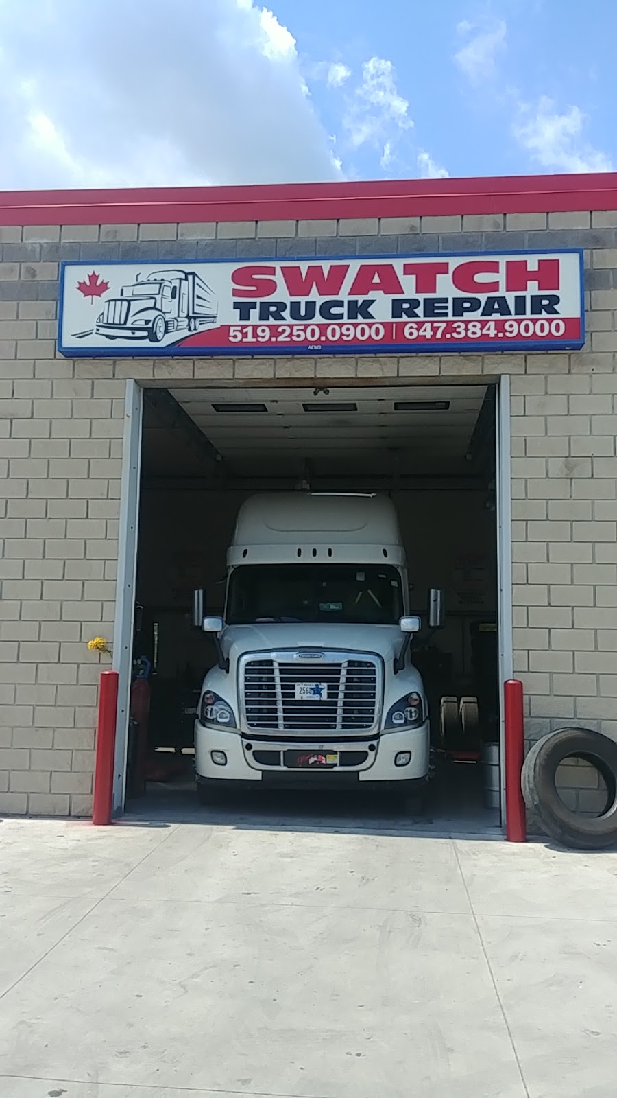 SWATCH TRUCK REPAIR AND MOBILE TRUCK TIRE SERVICE | 3301 Marentette Ave, Windsor, ON N8X 4G4, Canada | Phone: (519) 250-0900