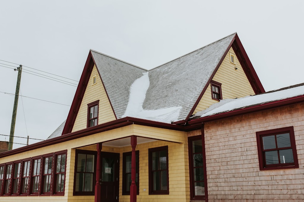 Cornwall Dental Clinic | 11 Church Street, Cornwall, PE C0A 1H0, Canada | Phone: (902) 566-4004