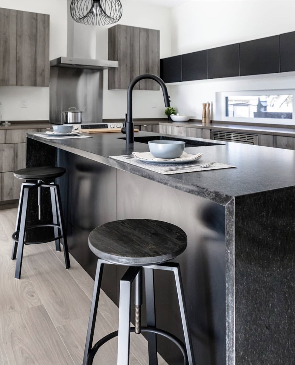 Finelines Granite & Quartz | 17860 106 Ave NW Unit 100, Edmonton, AB T5S 1V4, Canada | Phone: (780) 452-0525