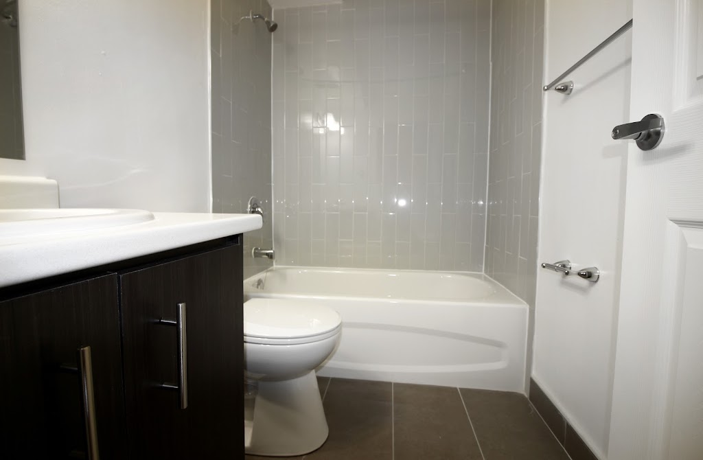 Bayview - CLV Group | 10 Ben Lomond Pl, Hamilton, ON L8V 2S8, Canada | Phone: (289) 426-2373
