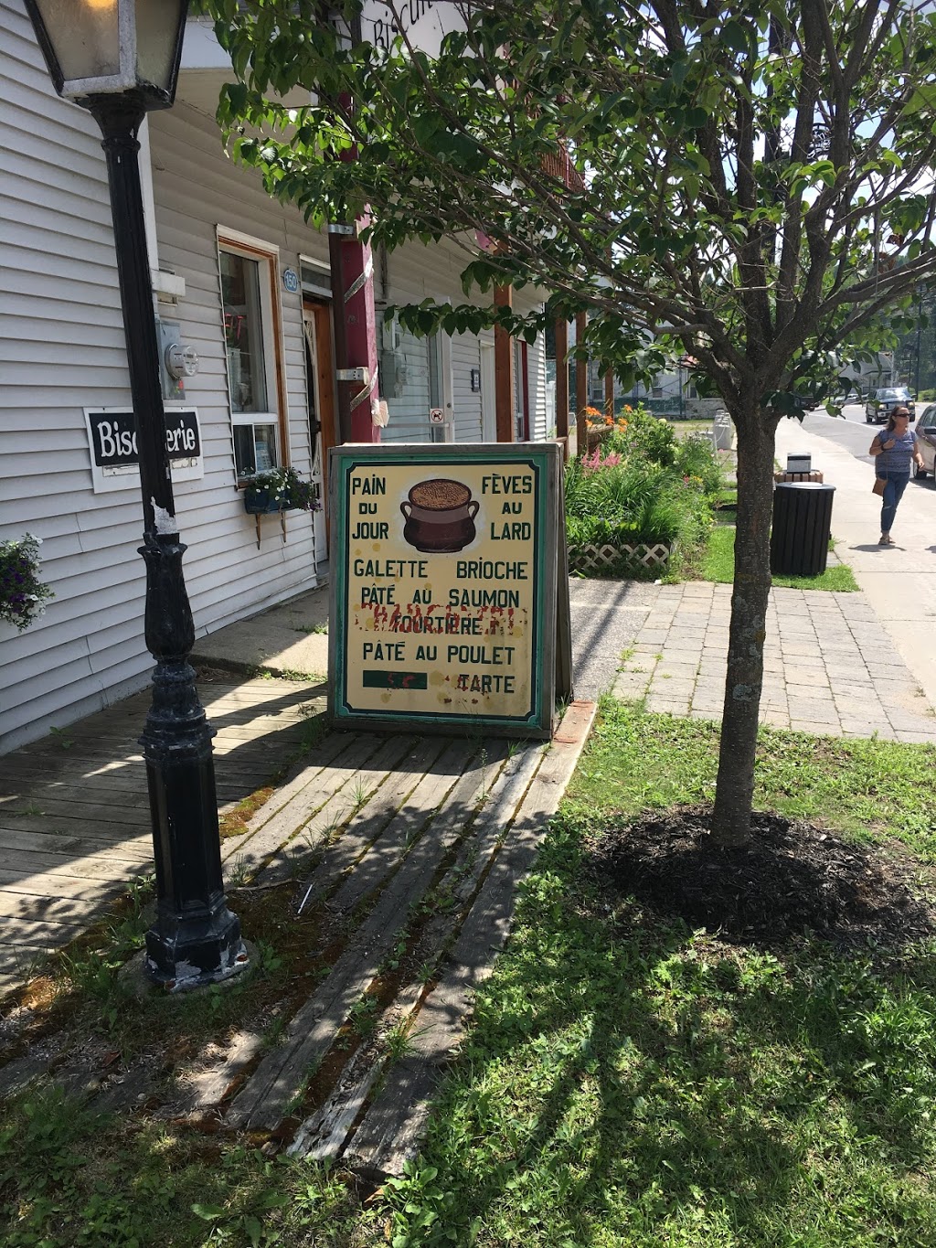 Biscuiterie LAnnonciation | 150 Rue LAnnonciation S, Rivière-Rouge, QC J0T 1T0, Canada | Phone: (819) 275-2886