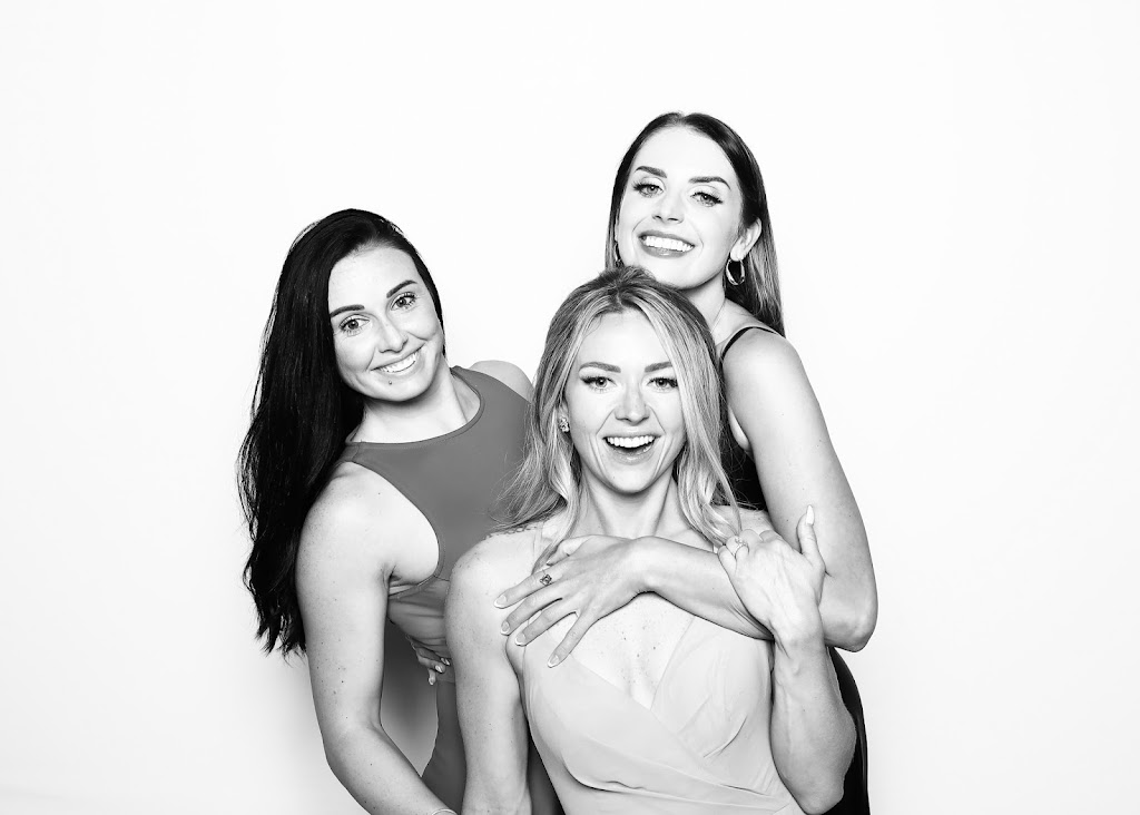 Pure Portrait | 302 Valley Brook Cir NW, Calgary, AB T3B 5S4, Canada | Phone: (403) 700-1792