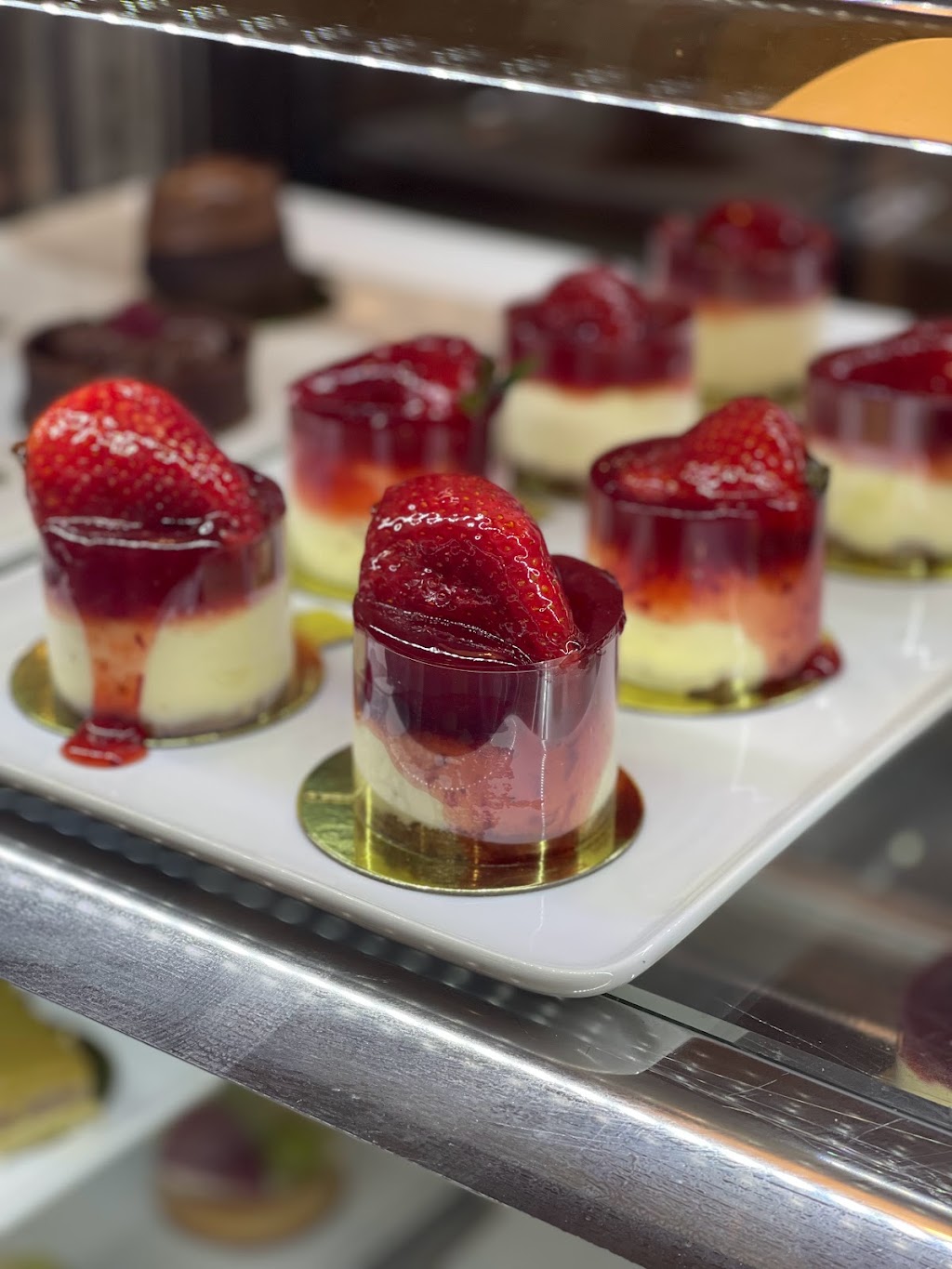 Crémerie les délices dAlice | 334 Rue Victoria, Thurso, QC J0X 3B0, Canada | Phone: (819) 985-2658
