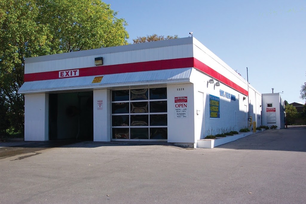 Mr. Ds Carwash | 1379 Simcoe St N, Oshawa, ON L1G 4X5, Canada | Phone: (905) 436-0723