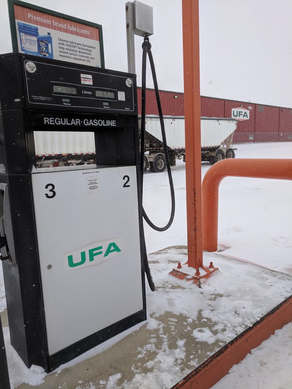 Red Deer West UFA Petroleum Agency & Cardlock | 210 Burnt Lake Business Park, Red Deer, AB T4S 2L4, Canada | Phone: (403) 346-2697