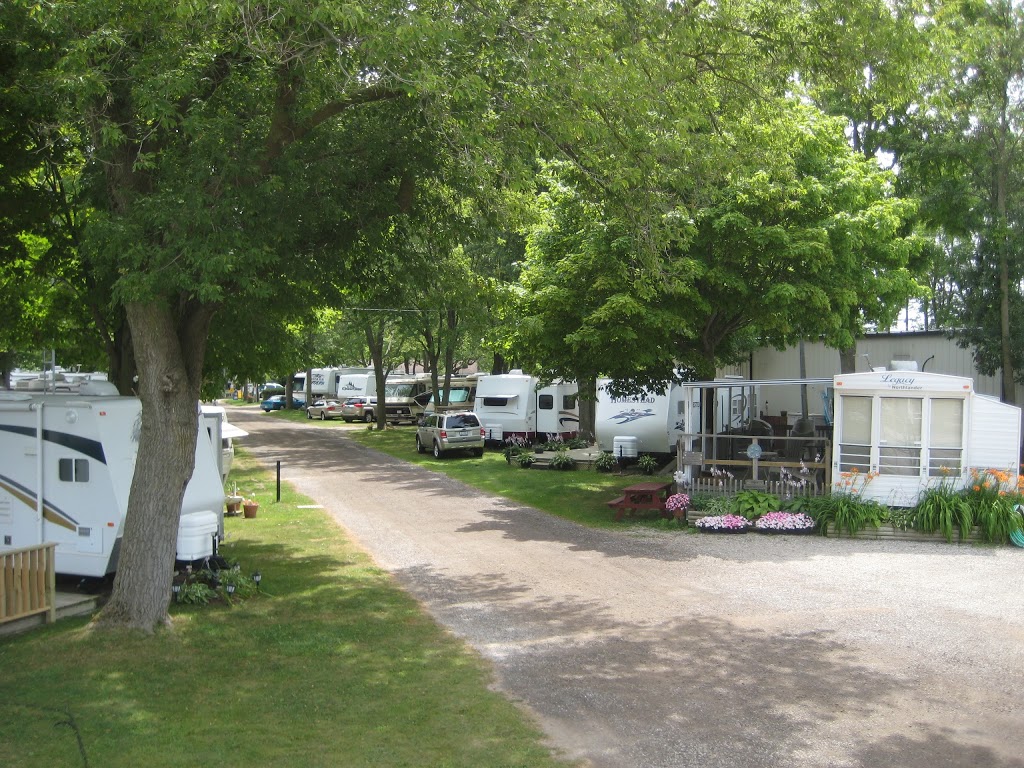 Green Haven Trailer Sales & Park | 52 Ontario St N, Grand Bend, ON N0M 1T0, Canada | Phone: (519) 238-7275
