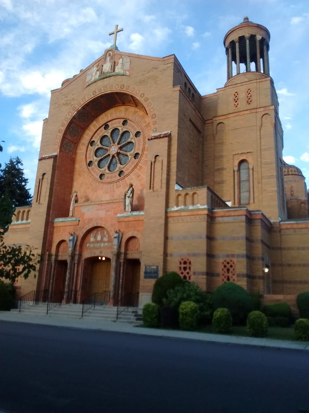 St Casimirs Roman Catholic Church | 160 Cable St, Buffalo, NY 14206, USA | Phone: (716) 824-9589