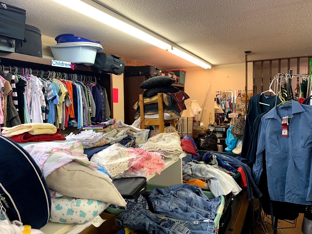 St Joseph’s CWL Thrift Store | 38048 Cleveland Ave, Squamish, BC V8B 0A1, Canada | Phone: (604) 898-1243