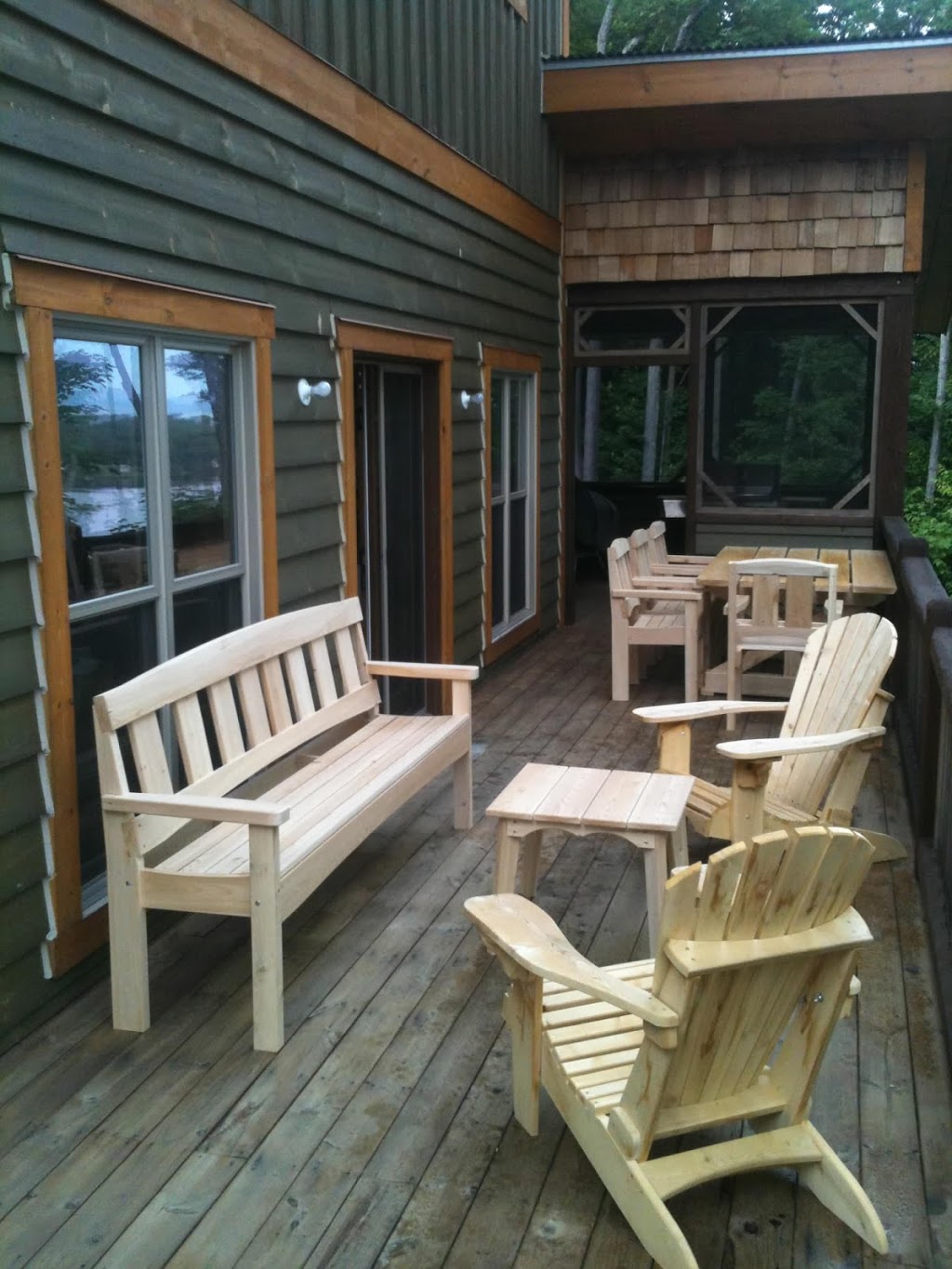FINNEGANNS Workshop | 45 Route de Crystal Falls, Arundel, QC J0T 1A0, Canada | Phone: (819) 341-9663