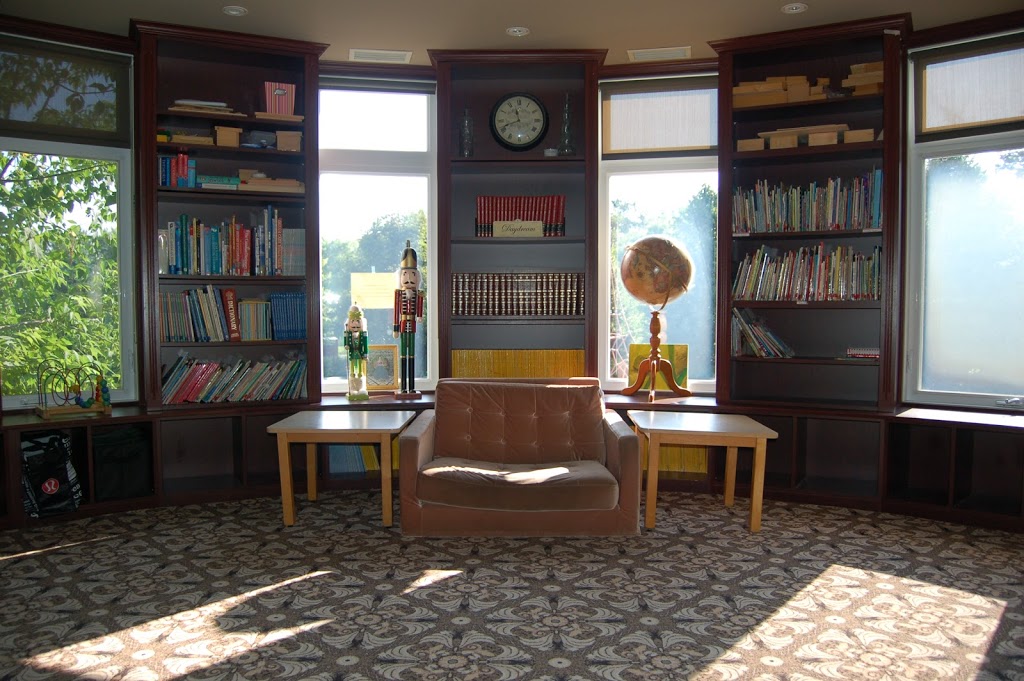Manotick Montessori Casa Dei Bambini | 5710 Longshadow St, Manotick, ON K4M 1M2, Canada | Phone: (613) 692-1969