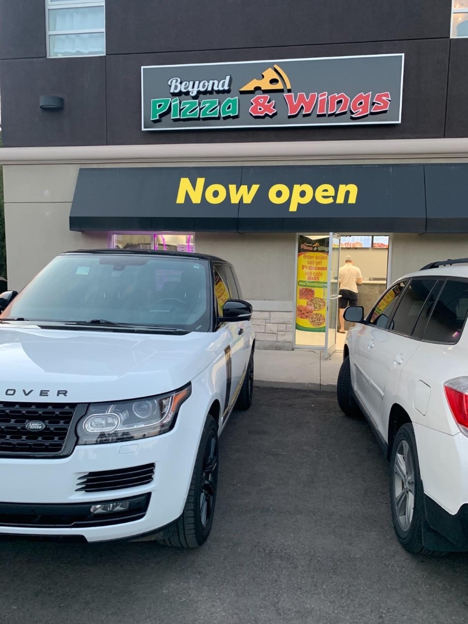 Beyond Pizza and wings | 1960 Main St W, Hamilton, ON L8S 4N5, Canada | Phone: (905) 777-0333
