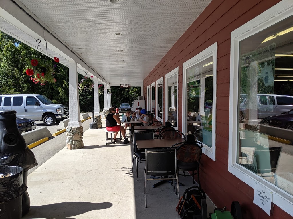 Ross Creek Country Store | 6929 Squilax-Anglemont Rd, Magna Bay, BC V0E 1M7, Canada | Phone: (250) 679-4082