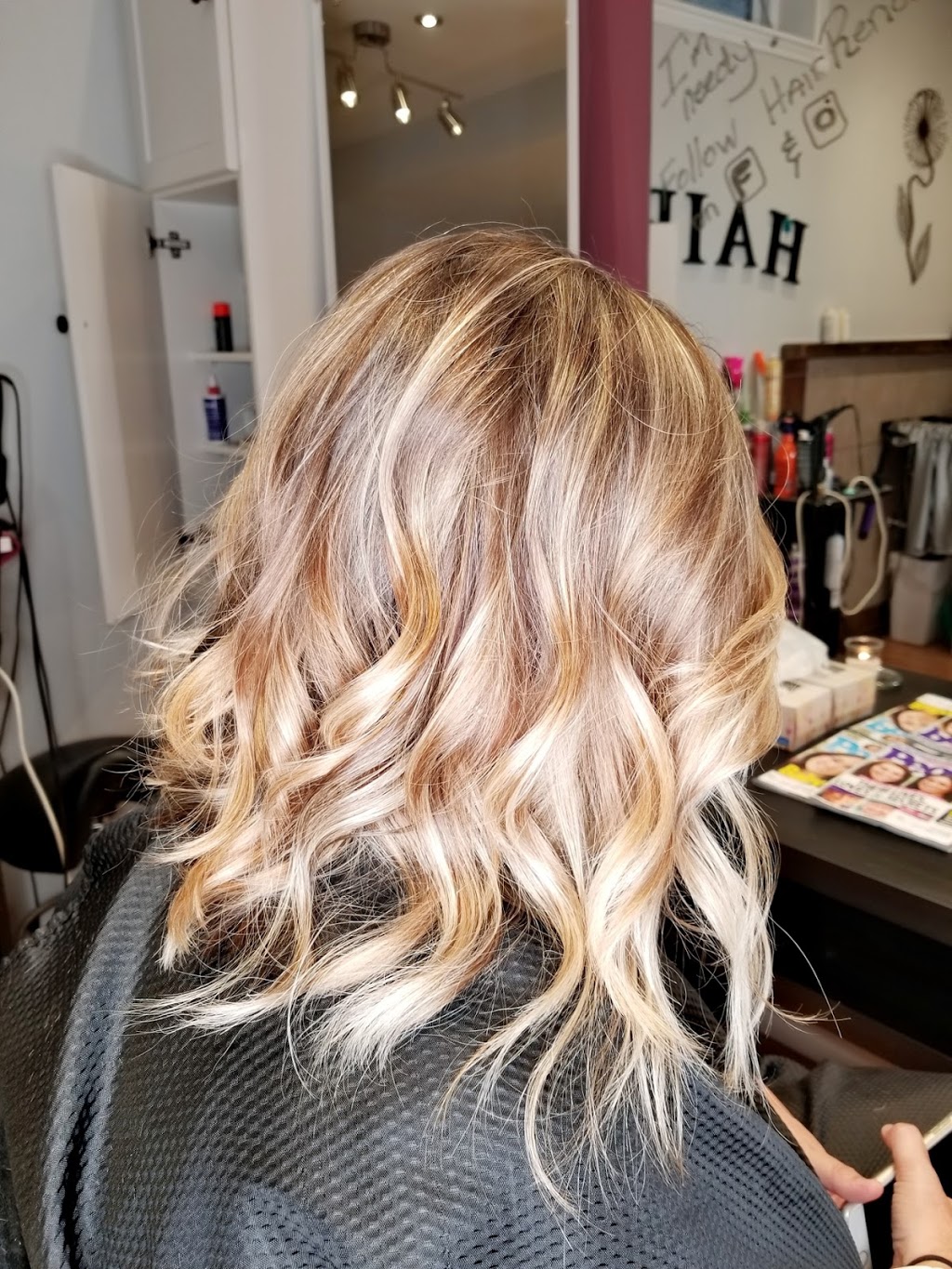 HairRenos.ca | 2296 Badger Crescent Suite 2, Ottawa, ON K2C 1J1, Canada | Phone: (613) 261-5117