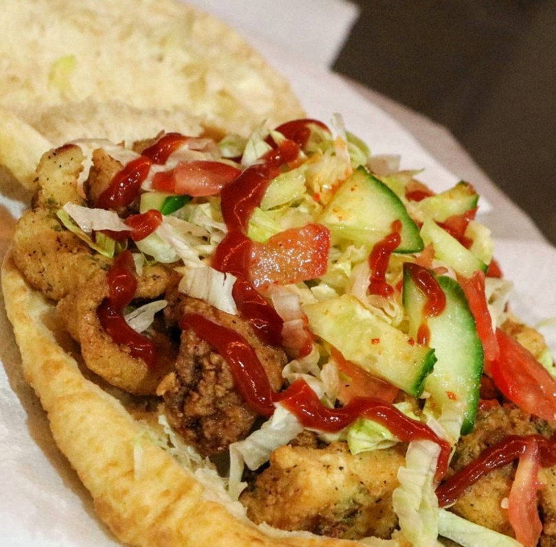 Ricky and Trisha Roti and Doubles | 2565 Steeles Ave E, Brampton, ON L6T 4L6, Canada | Phone: (905) 497-4800