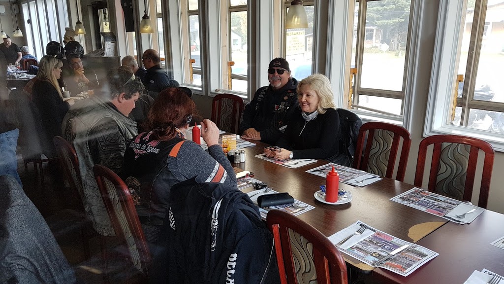 Restaurant La Reserve MD Inc. | 1933 QC-125, Notre-Dame-de-la-Merci, QC J0T 2A0, Canada | Phone: (819) 424-0004