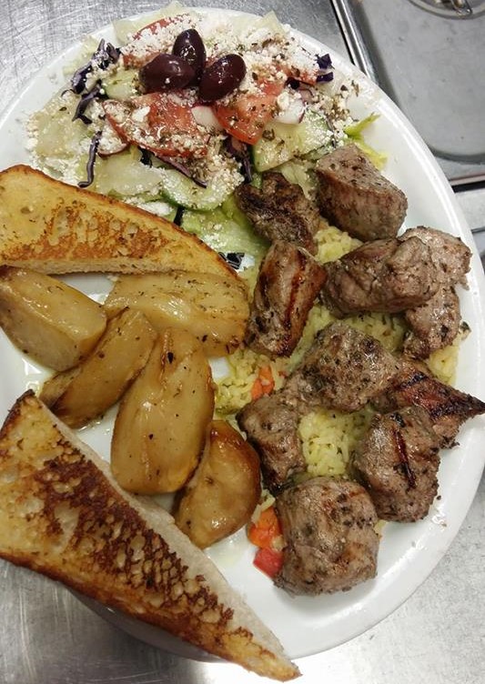 Bills Pizza & Restaurant | 200 Manitoba St, Bracebridge, ON P1L 2E2, Canada | Phone: (705) 645-1198