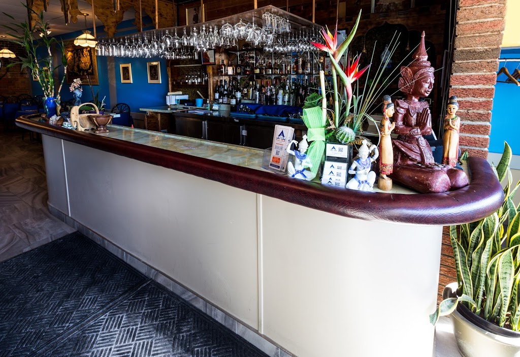 Sala Thai Cuisine | 2666 Alta Vista Dr, Ottawa, ON K1V 7T4, Canada | Phone: (613) 521-1102