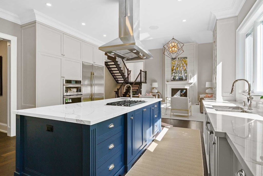 Yorkshire Homes | 3301 Stalybridge Dr, Oakville, ON L6M 0L1, Canada | Phone: (416) 897-5311