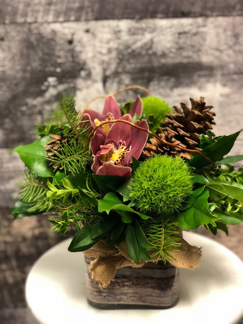 Floral Designs By Lee | 215 Rutland Rd N, Kelowna, BC V1X 3B1, Canada | Phone: (250) 718-1155