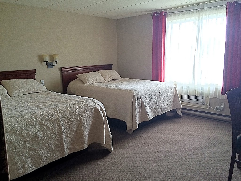 Motel Capri et Suites | 658 Rue Notre-Dame, Repentigny, QC J6A 2W3, Canada | Phone: (450) 581-2282