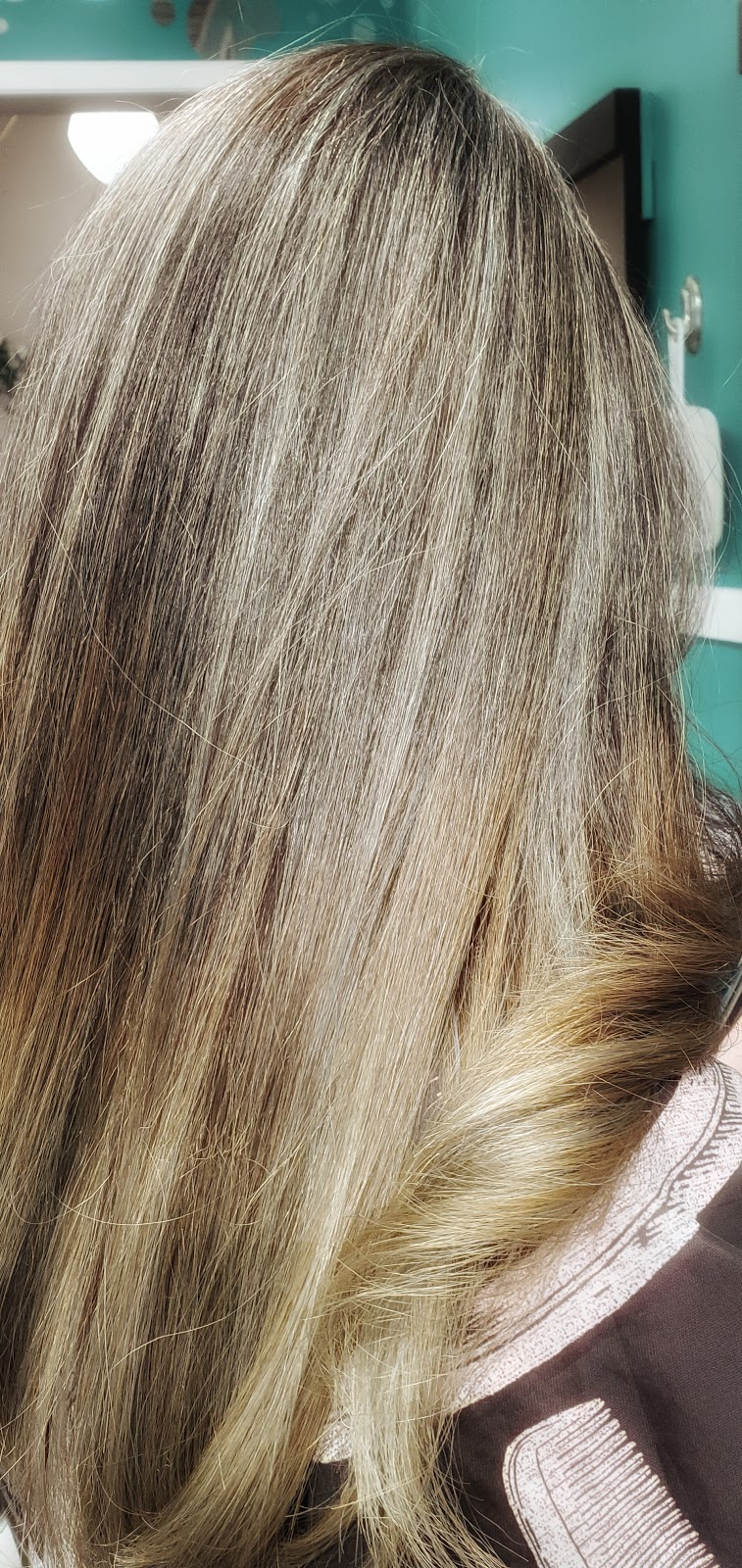 Lester Navarro Hair Salon | 280 St Annes Rd #2, Winnipeg, MB R2M 3A7, Canada | Phone: (204) 963-2965