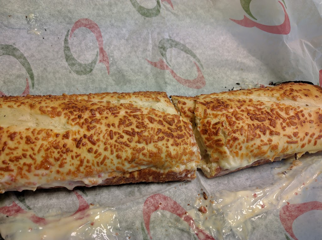 Quiznos | 9292 200 St #108, Langley City, BC V1M 3A6, Canada | Phone: (604) 881-2200
