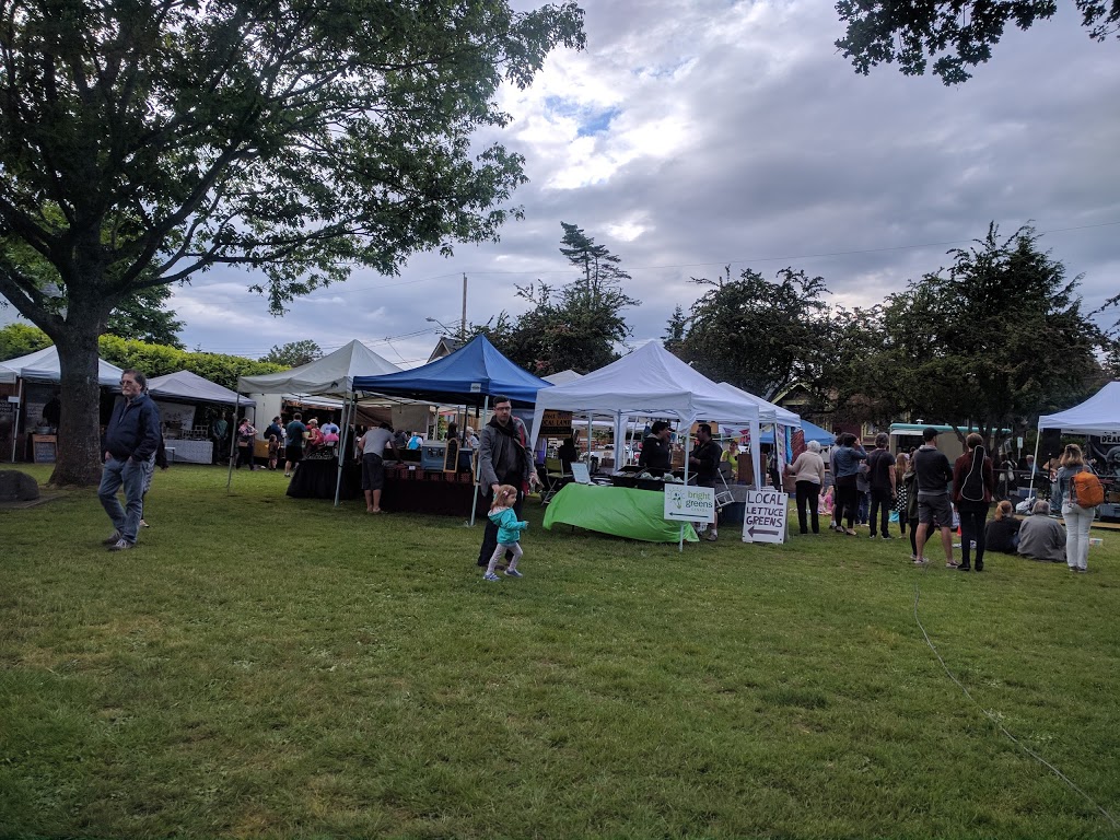 Memorial Park | 1200 Esquimalt Rd, Victoria, BC V9A 3N8, Canada | Phone: (250) 412-8500