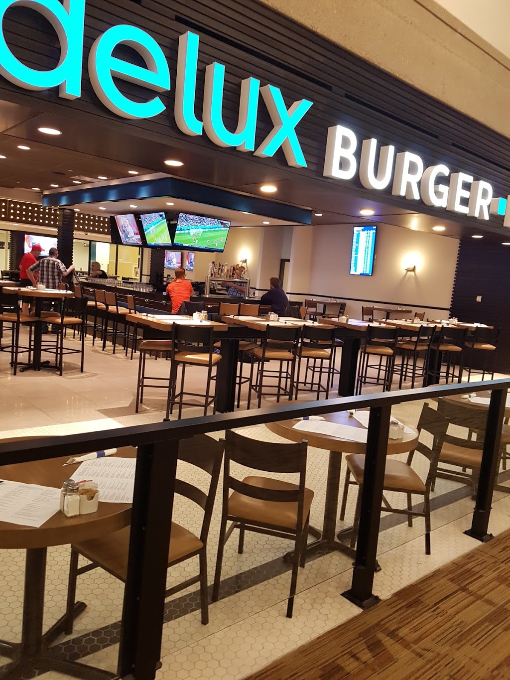 Delux Burger Bar | Edmonton International Airport, AB T0C 0V0, Canada | Phone: (587) 274-2757