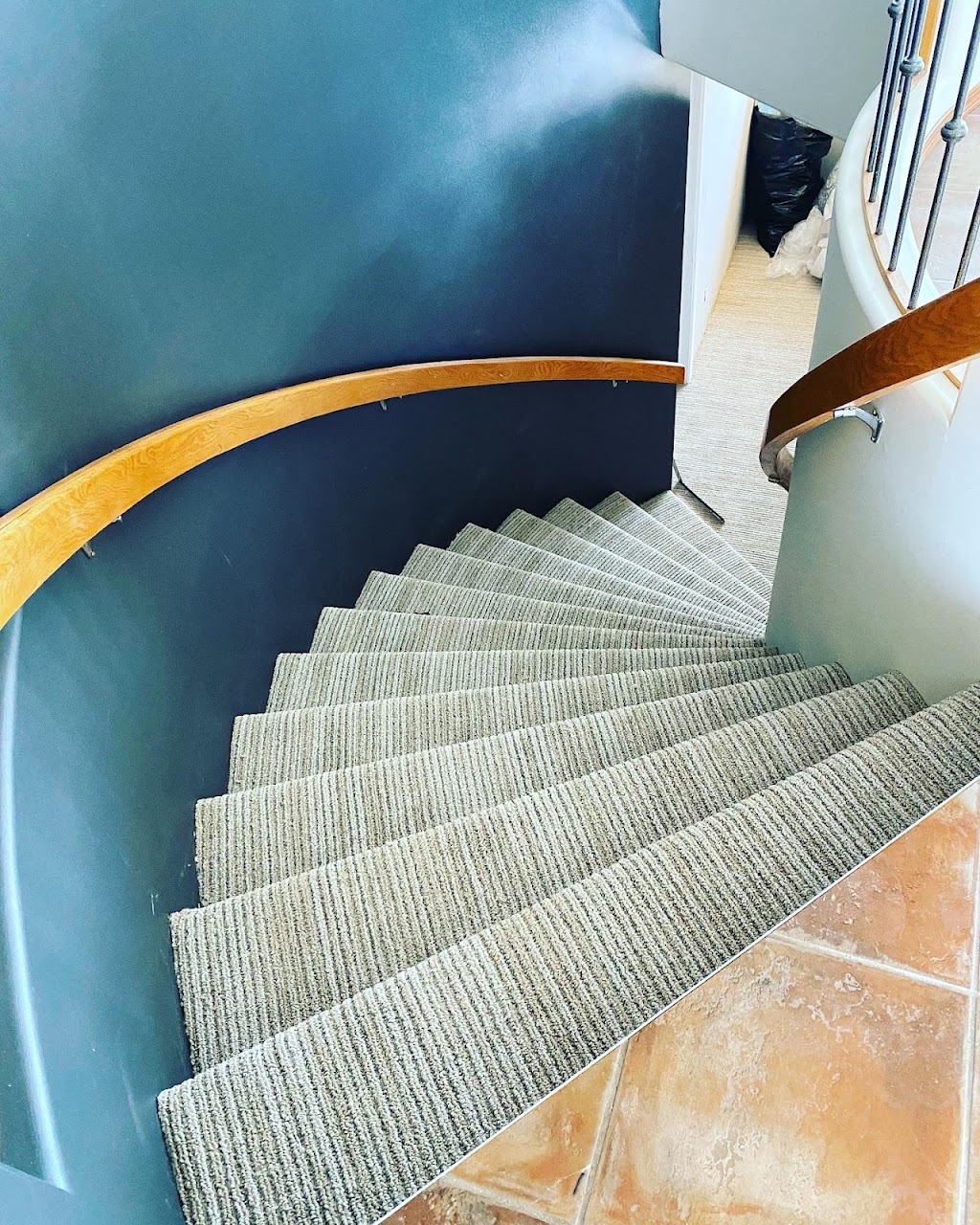 VAMN Flooring Inc | 135 Arbourwood Ct, Winnipeg, MB R3Y 0Y9, Canada | Phone: (204) 451-0566