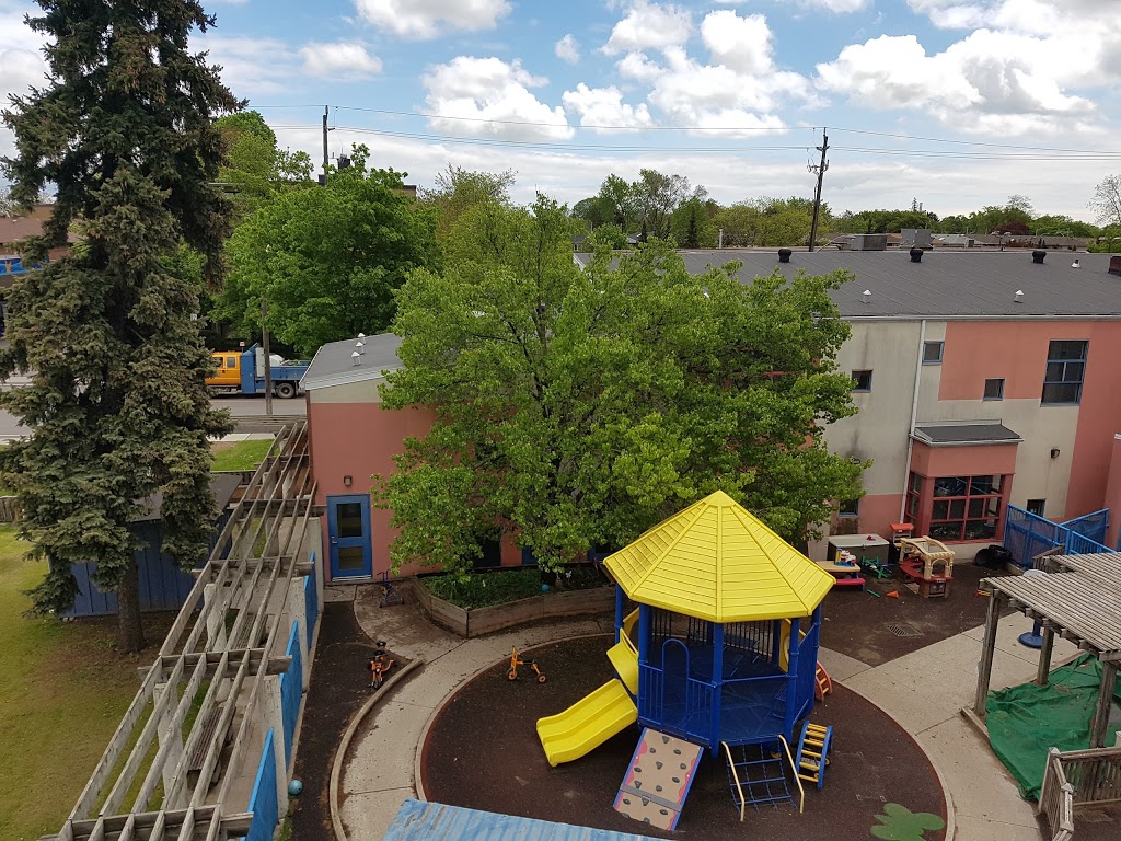 Massey Centre For Women | 1102 Broadview Ave, East York, ON M4K 2S5, Canada | Phone: (416) 425-6348