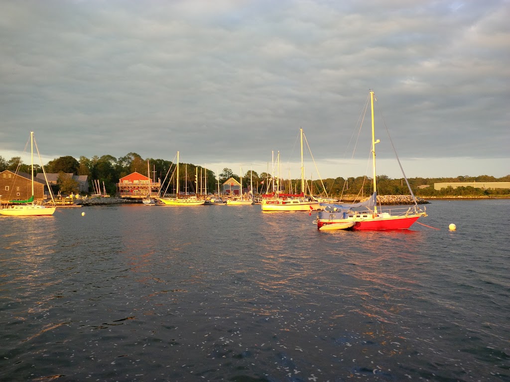 Sandy Lane Vacation Rentals | 135 Water St, Shelburne, NS B0T 1W0, Canada | Phone: (902) 875-2729