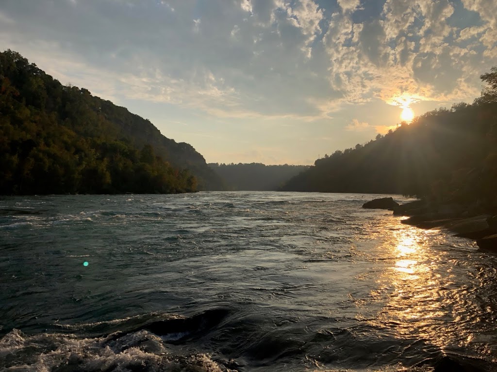 Niagara Glen Nature Centre | 3050 Niagara Pkwy, Niagara Falls, ON L2E, Canada | Phone: (905) 354-6678