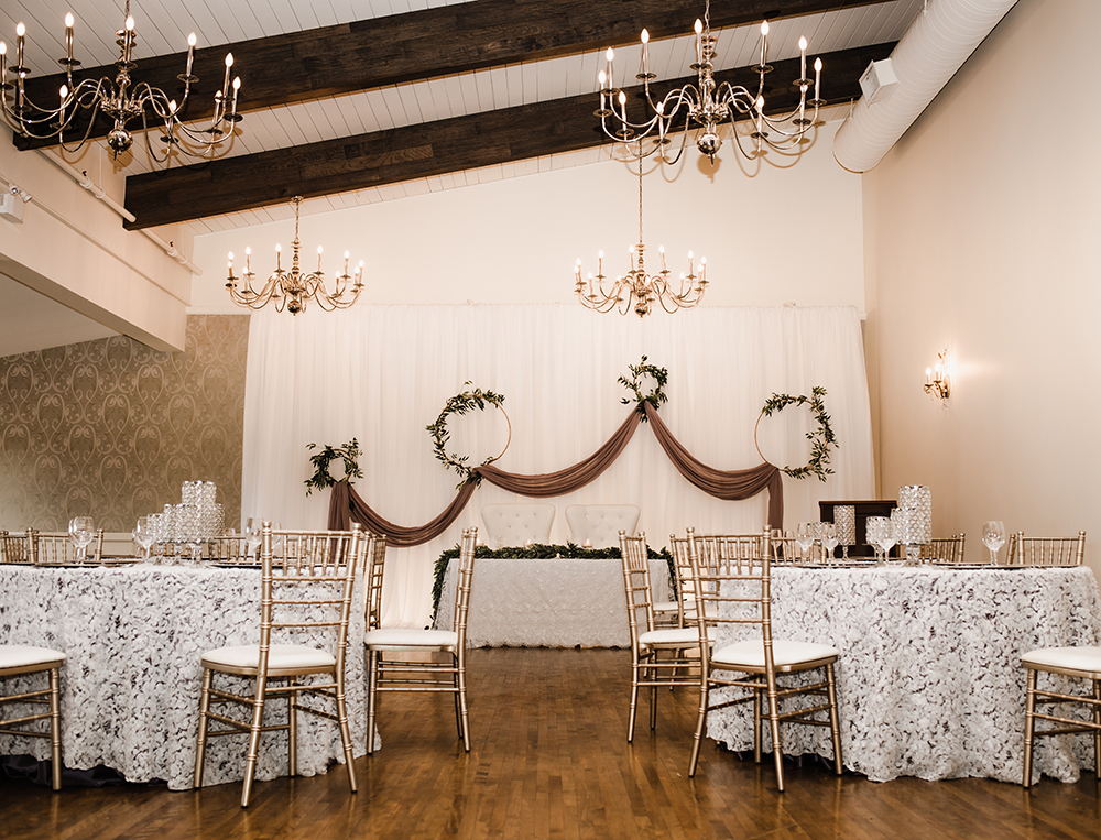 Devine Wedding Design | 102 Wimpole St, Mitchell, ON N0K 1N0, Canada | Phone: (519) 348-4191