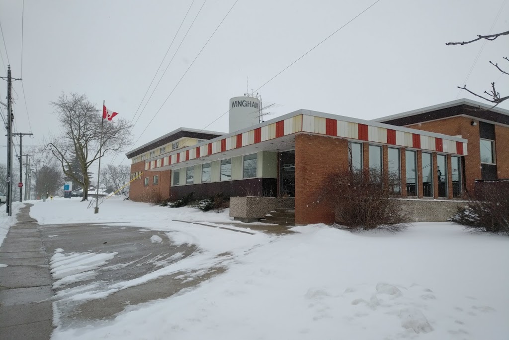 CKNX Radio - home of am920 CKNX, 101.7 the ONE and CoOL 94.5 | 215 Carling Terrace, Wingham, ON N0G 2W0, Canada | Phone: (519) 357-1310
